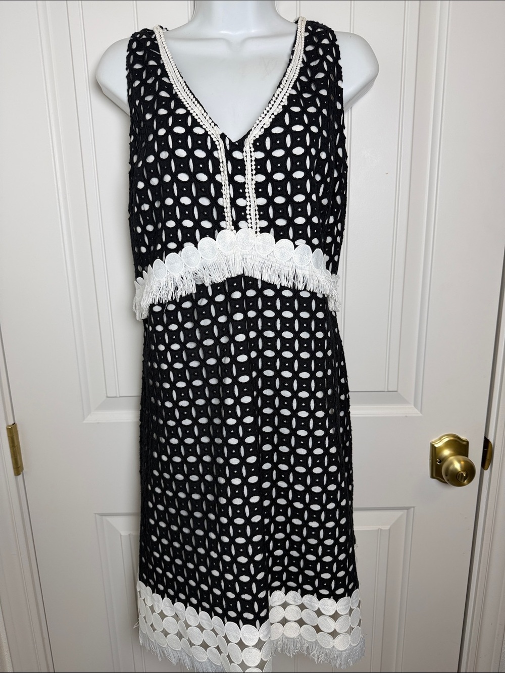 Badgley Mischka Black and White Crochet V‑Neck Midi Dress
